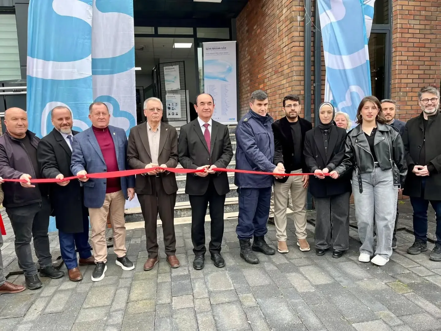 "Gönen'den Marmara'ya: SUYA BAKAN GÖZ" Uluslararası Poster Sergisi açıldı